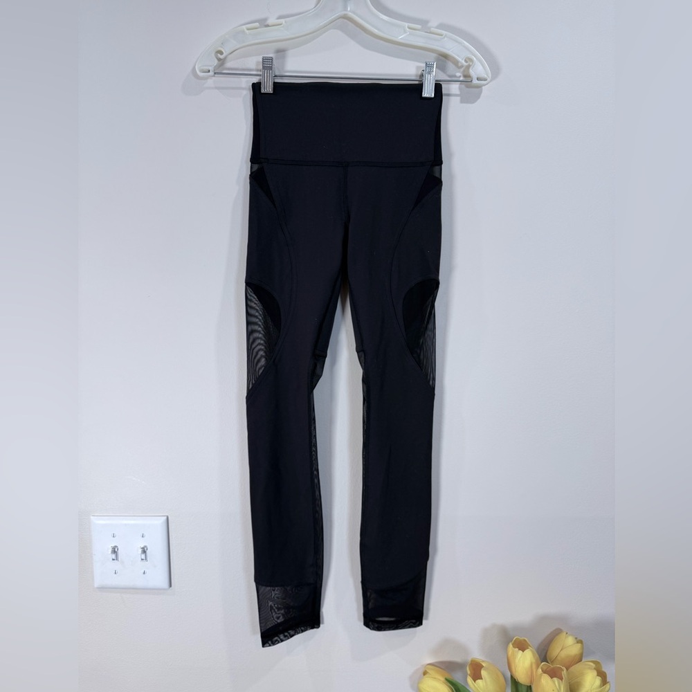 🔥Lululemon Black High-Waist Mesh Panel Leggings Size 2 EC🔥